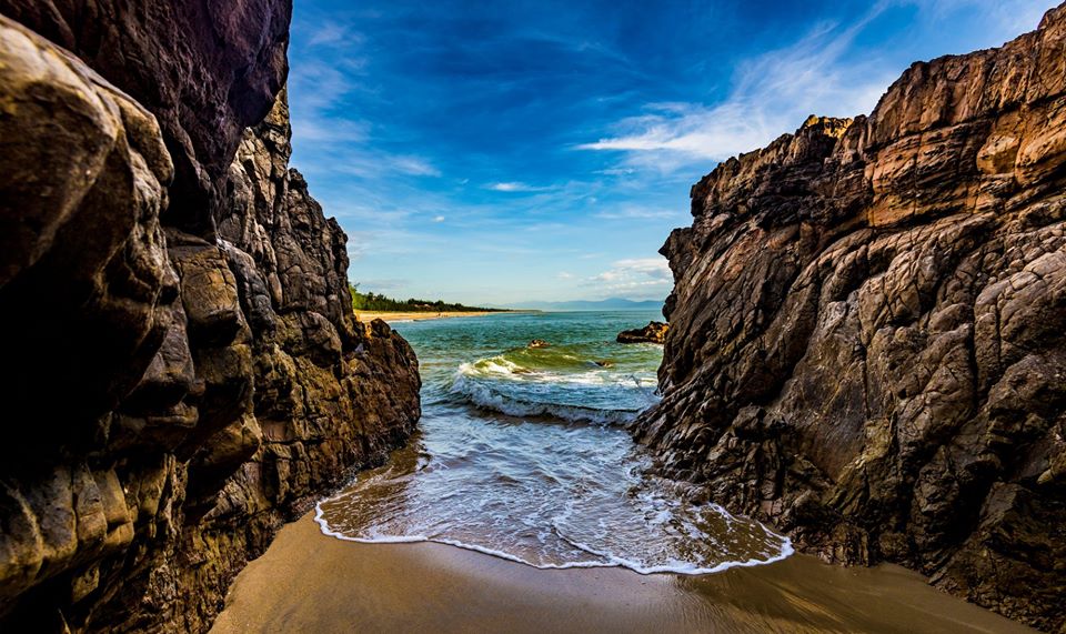 bien-da-nhay-quang-binh